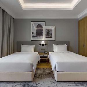 Suite à 2 Chambres à Coucher